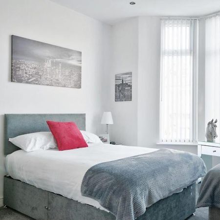 Priory Suites Liverpool Exteriör bild