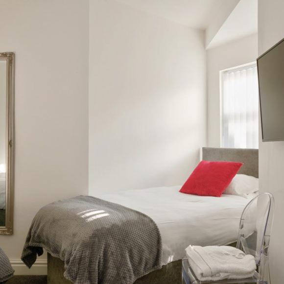 Priory Suites Liverpool Exteriör bild